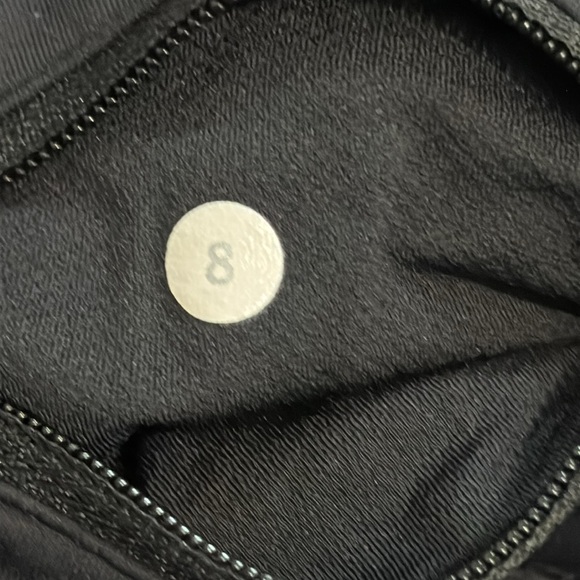 Lululemon Crop Legging - Picture 4 of 4